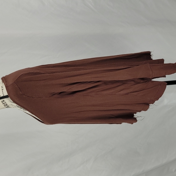 {We the free} p + s Long sleeve grunge look "destroyed" top - Picture 4 of 6